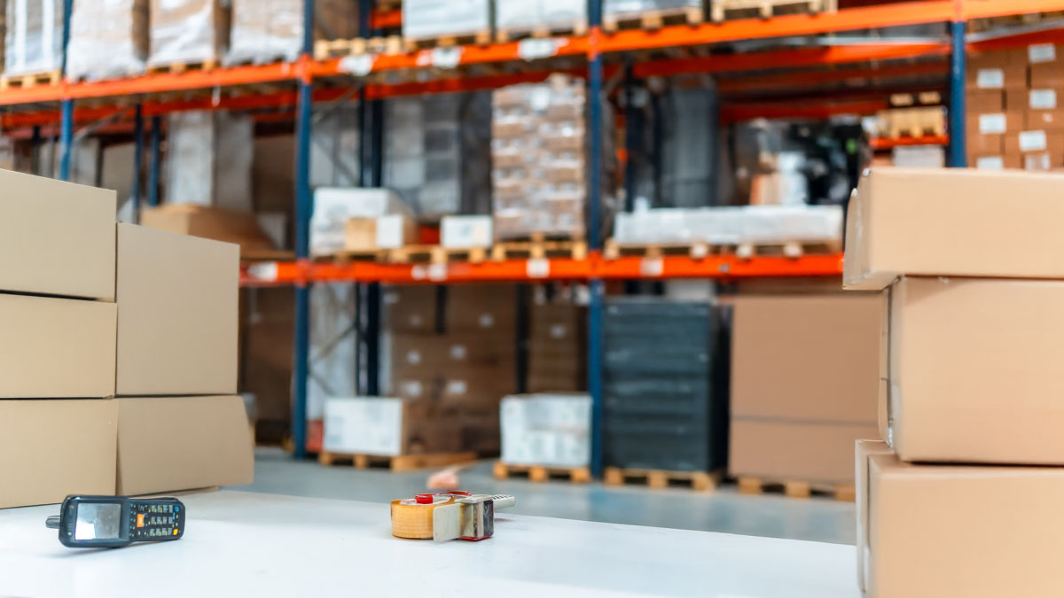 Lagerstillstände und Fehlzeiten – wie man sie reduziert und die operativen Kosten senkt 1 Stillstände und Abwesenheiten im Lager – wie Sie sie reduzieren und Betriebskosten senken können