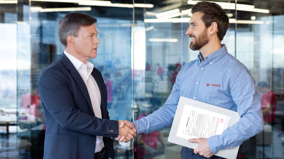 Compliance in der Logistik: Rechtliche Sicherheit und Prozesskonformität gewährleisten 1 hrxp blog de compliance prozesse kontrollen 20251003